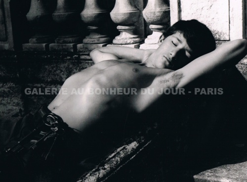 René Devaux - Jeune homme assoupi René Devaux - jeune homme assoupi
